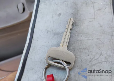 2002 Toyota Tundra Sr5 V8 from USA, damaged, VIN 5TBRT34162S228256